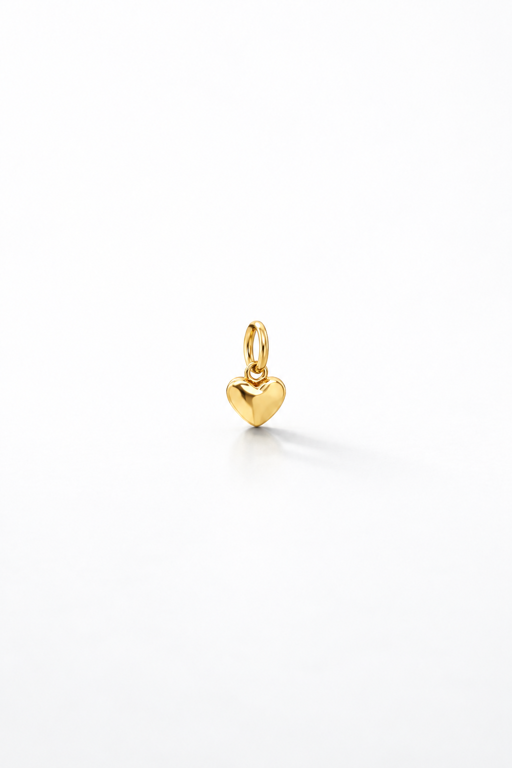 Yellow Gold | Domed heart charm 4.5mm
